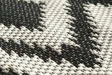 Diamond Black Rug (new stock)