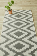 Diamond Grey Rug (new stock)