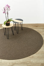 Natural fibre look circle round brown rug