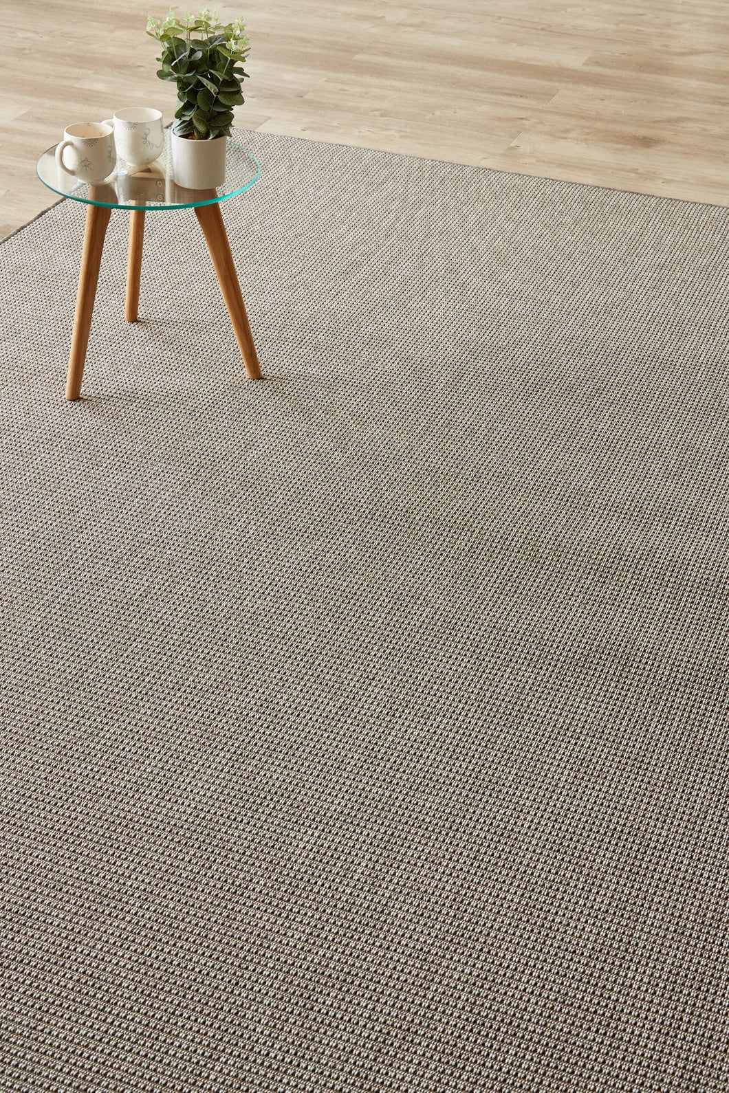 Natural fibre look taupe rug
