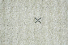 Small Cross Light Grey Runner