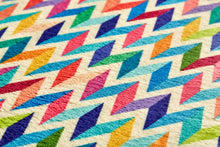 Multi-coloured Chevron Round