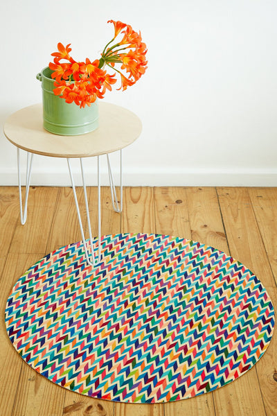 Multi-coloured Chevron Round