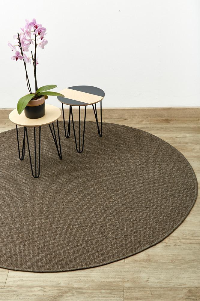 Natural fibre look circle round brown rug